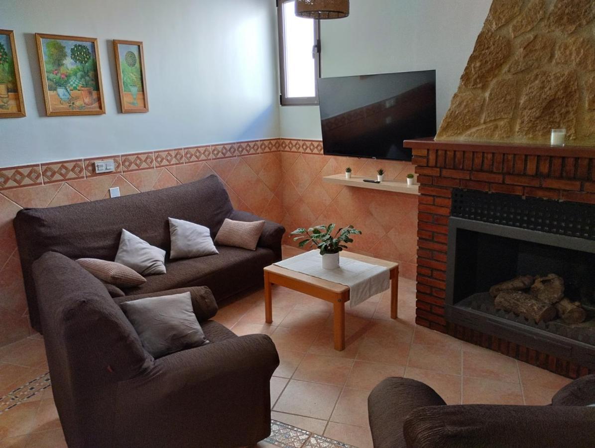La Casa De La Buhardilla Villa Fondón Eksteriør billede