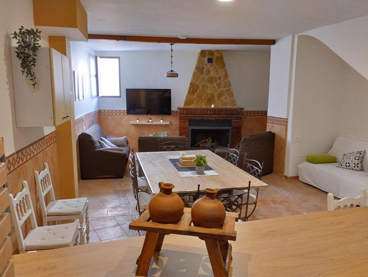 La Casa De La Buhardilla Villa Fondón Eksteriør billede